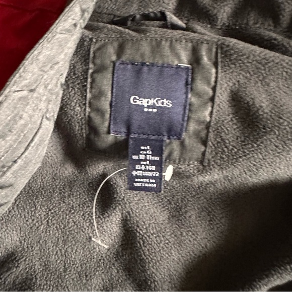 Boys Puffer Vest gap kids zip up jacket coat red and gray size large - Picture 5 of 7